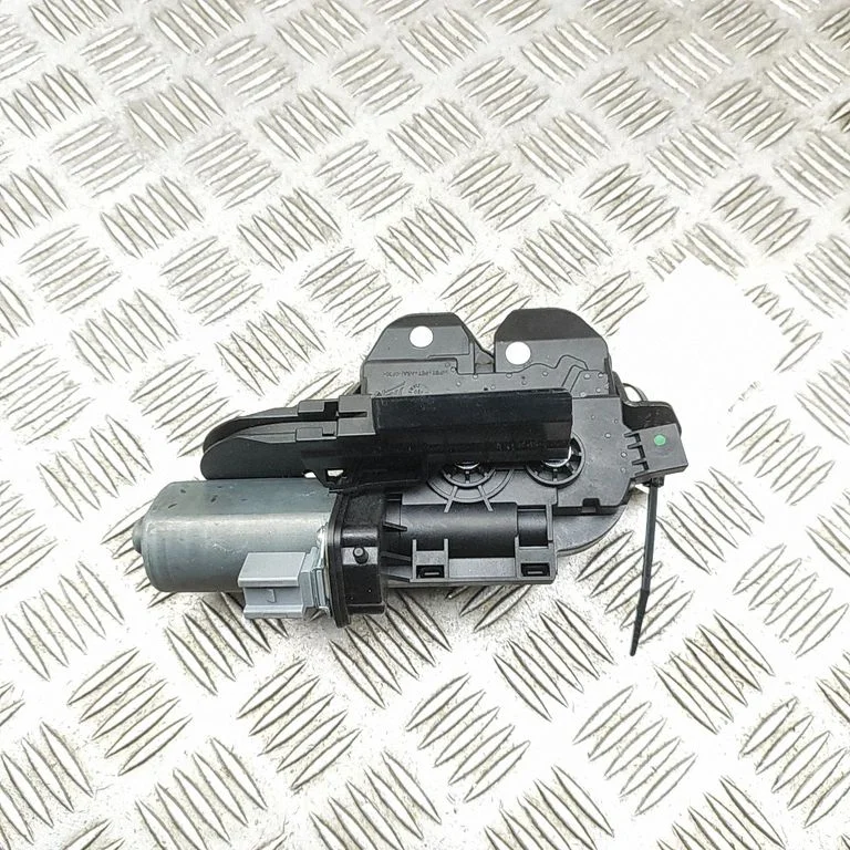 Tailgate/trunk/boot lock/catch/latch – Porsche Macan (95B) (2019-)