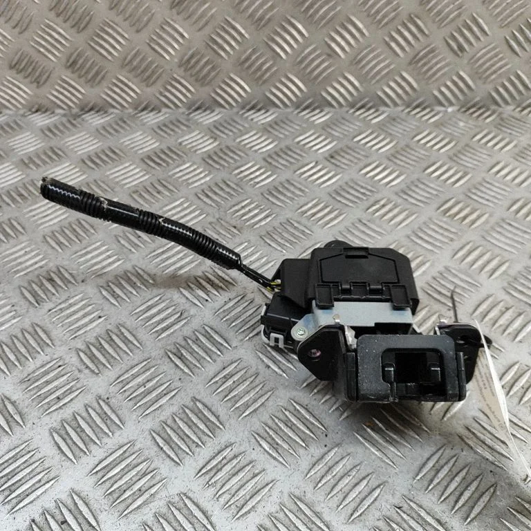 Tailgate/trunk/boot lock/catch/latch – Mazda CX-5 (2012-2017)