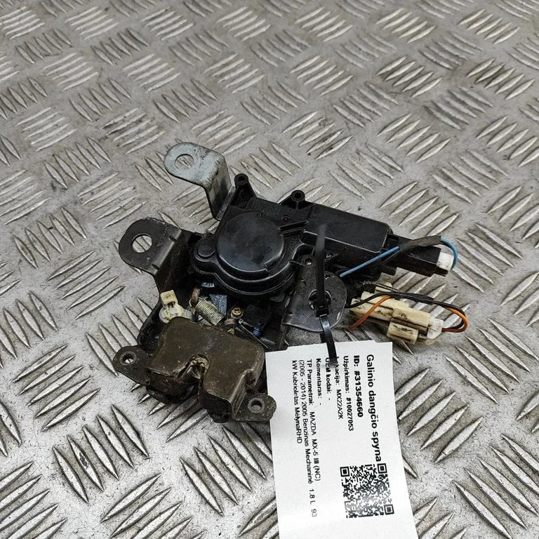 Tailgate/trunk/boot lock/catch/latch – Mazda MX-5 NB Miata (1998-2005)