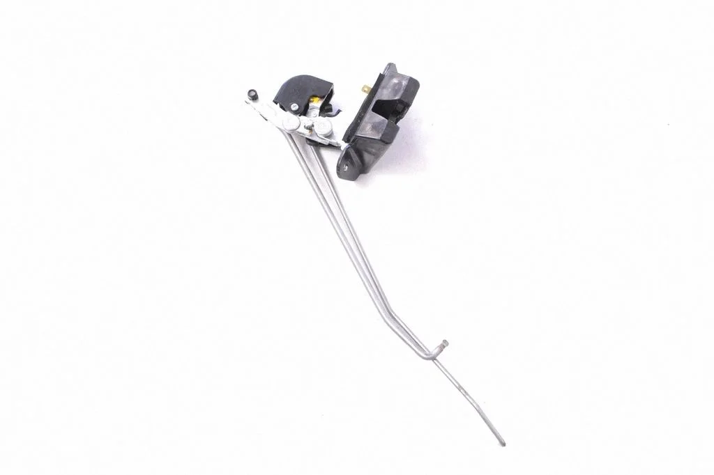 Tailgate/trunk/boot lock/catch/latch 812302B000