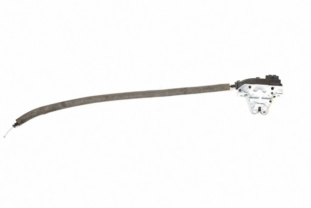 Aizmugurējā vāka slēdzene A2047600185
