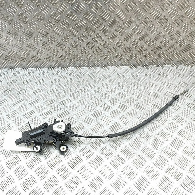 Tagaluugi sulgemismootor 103448500C