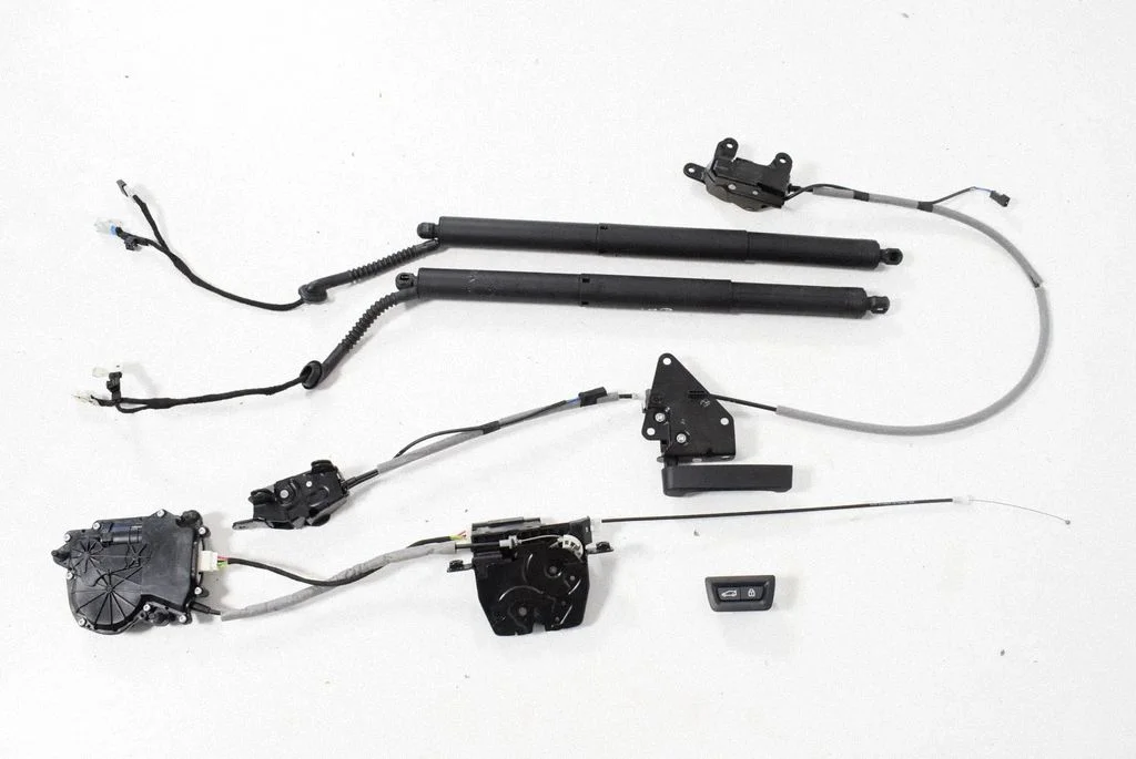 Aizmugurējā vāka piesaistes motors – BMW 7. sērija G11 G12 (2015-2022)