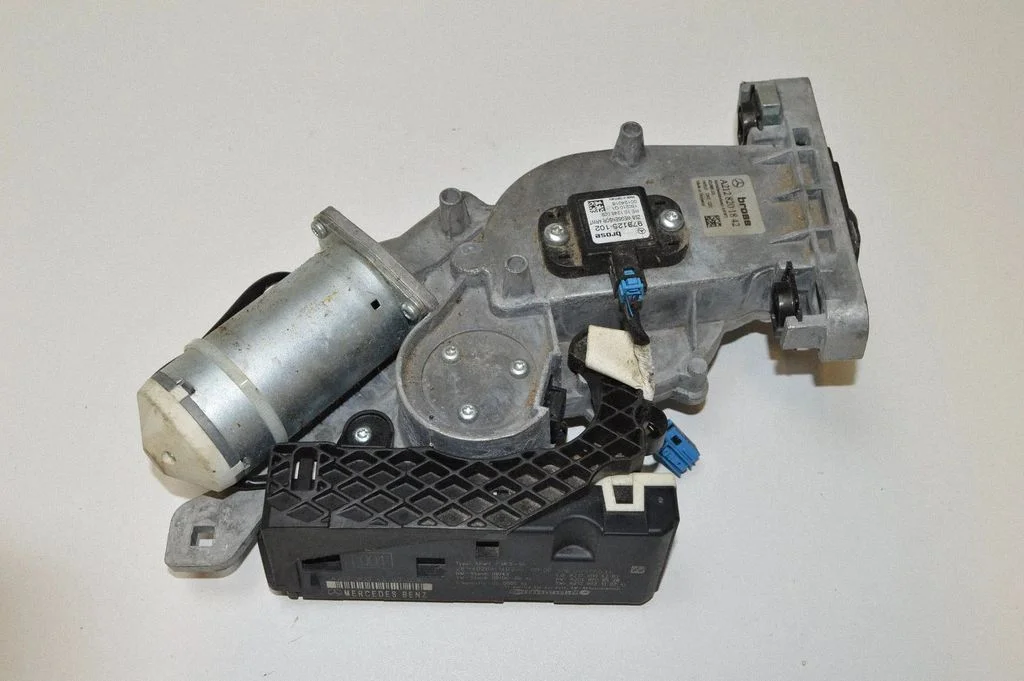 Tailgate/trunk/boot lift motor – Mercedes-Benz GLK-Class (X204) (2008-2016)