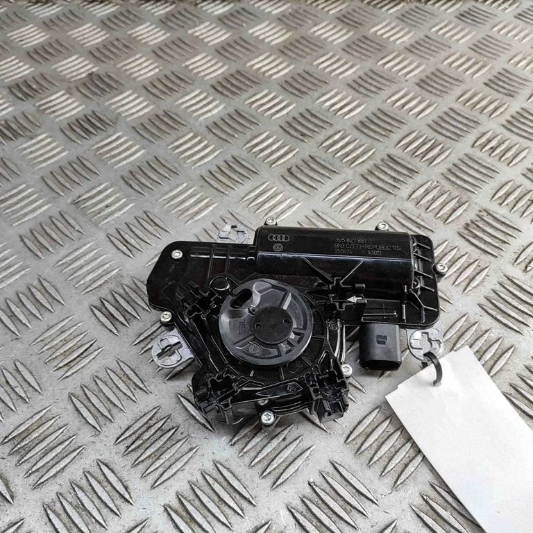 Tailgate/trunk/boot lift motor – Audi A6 C7 (2011-)