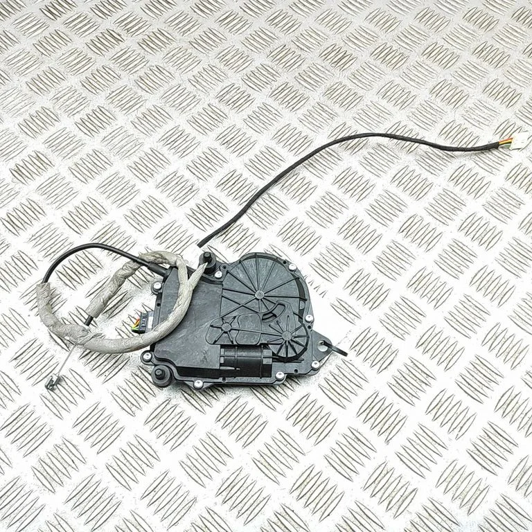 Tailgate/trunk/boot lift motor 7430626
