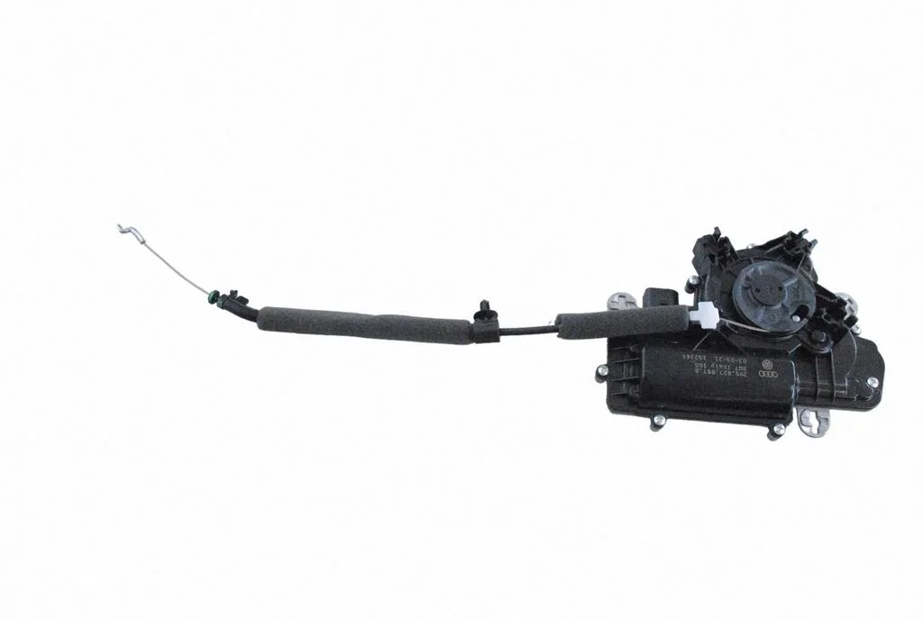 Aizmugurējā vāka piesaistes motors 3V5827887B