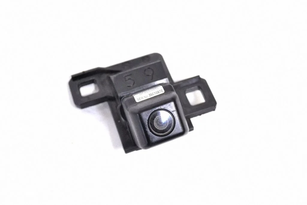 Reversing camera 8679047040