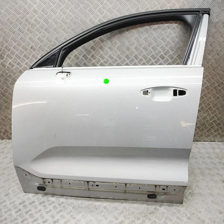 Priekšējās durvis 32399006