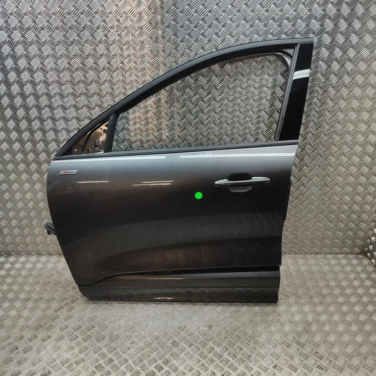 Priekšējās durvis JX7T14B533CA