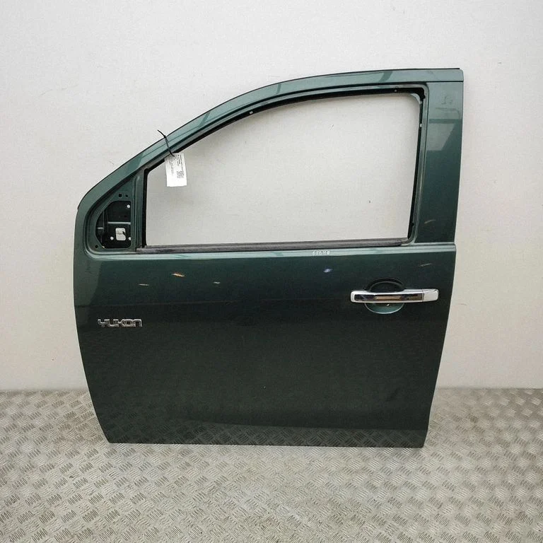 Priekšējās durvis 8981081324