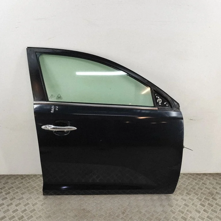 Priekšējās durvis 760043W001