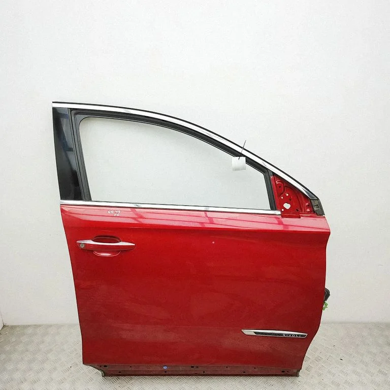 Priekšējās durvis 9819325680