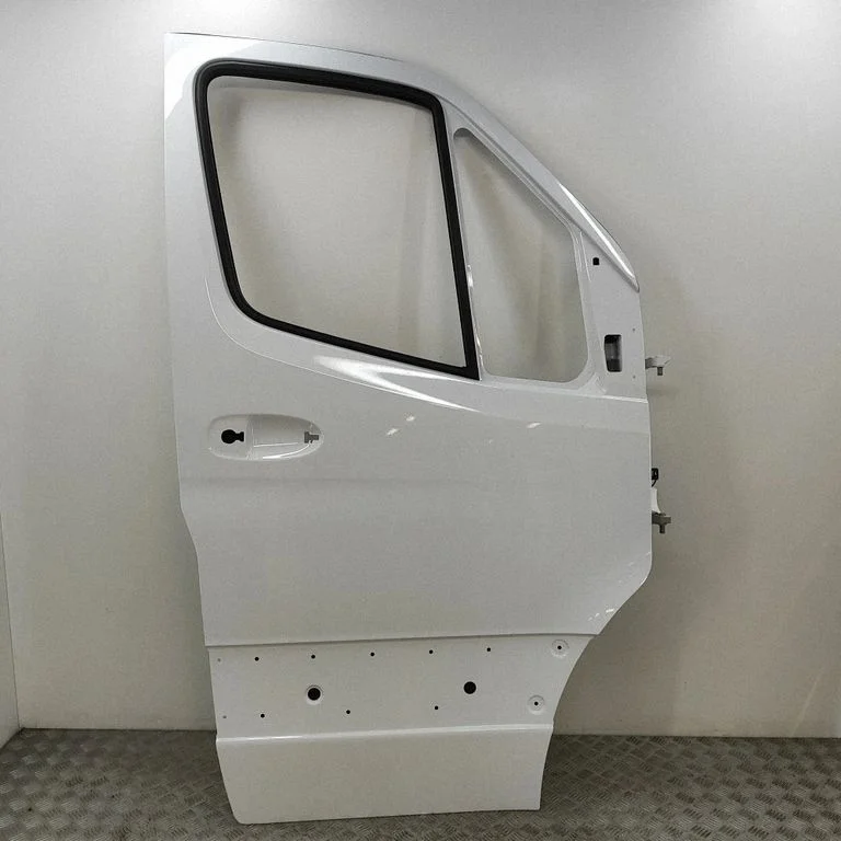 Priekšējās durvis – Mercedes-Benz Sprinter W907 W910 (2018-)