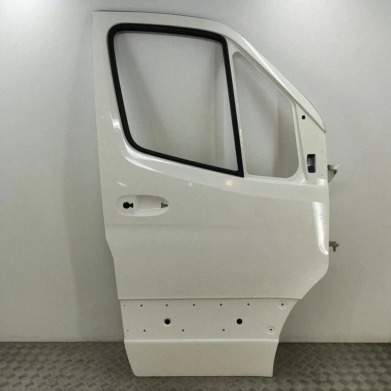 Priekšējās durvis – Mercedes-Benz Sprinter W907 W910 (2018-)