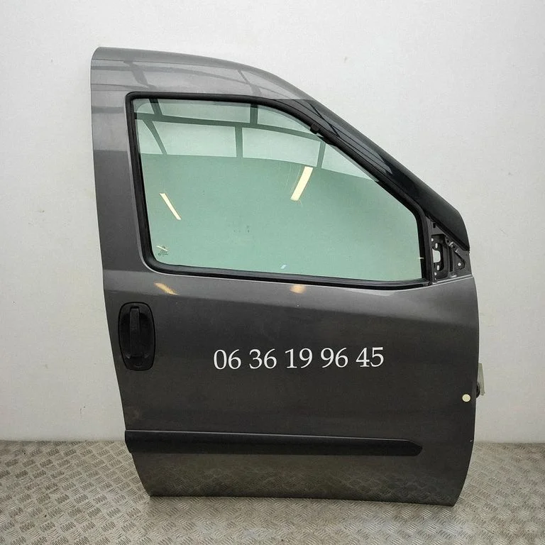 Priekšējās durvis 52014830