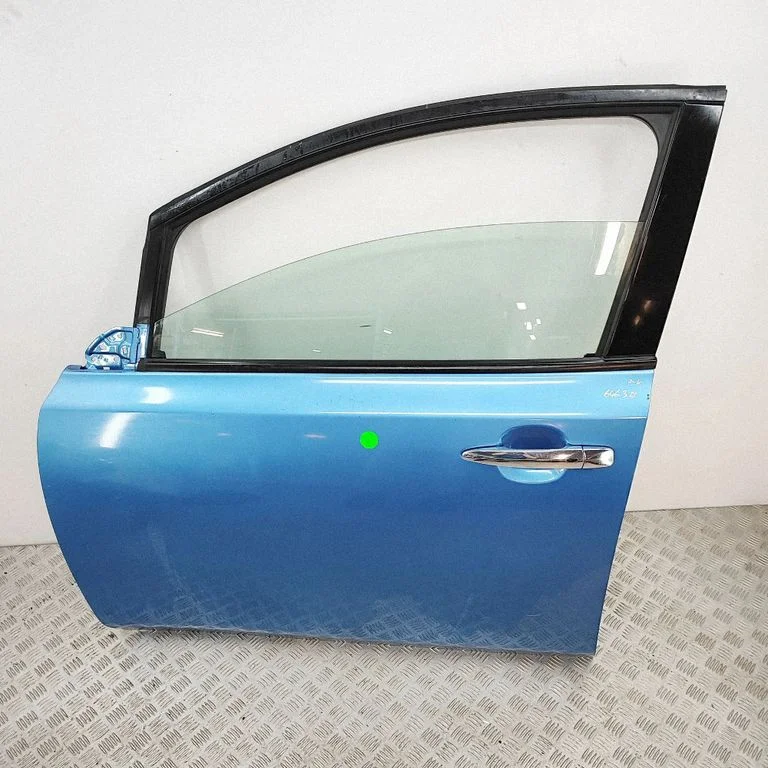 Priekšējās durvis H01015SEAA