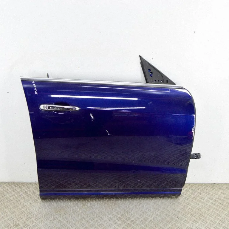 Front door – Maserati Levante (2017-)
