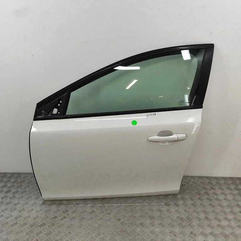 Esiuks 31276215