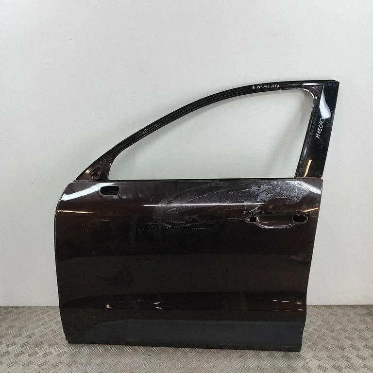 Esiuks 95B831311A