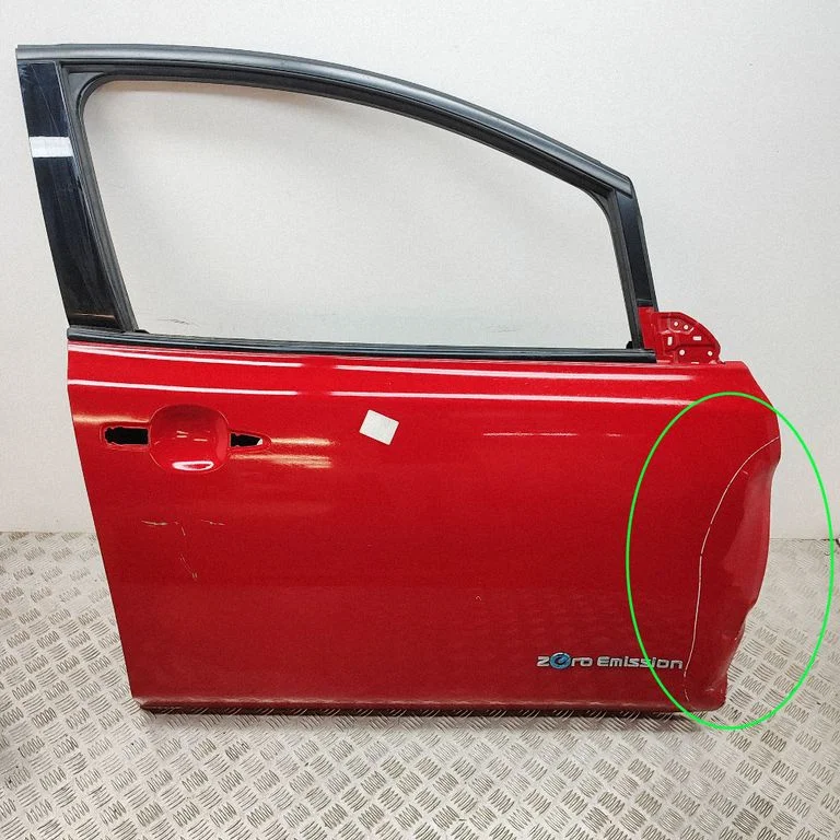 Priekšējās durvis H01005SEAA