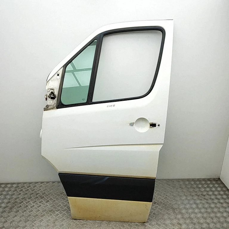 Esiuks – Volkswagen Crafter (2006-2016)