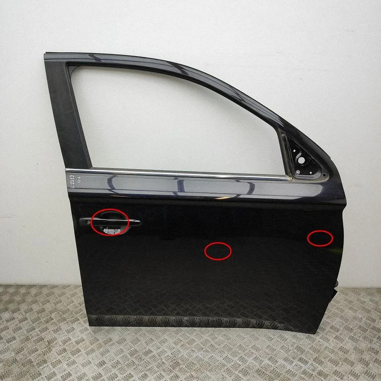 Priekšējās durvis 5700B860