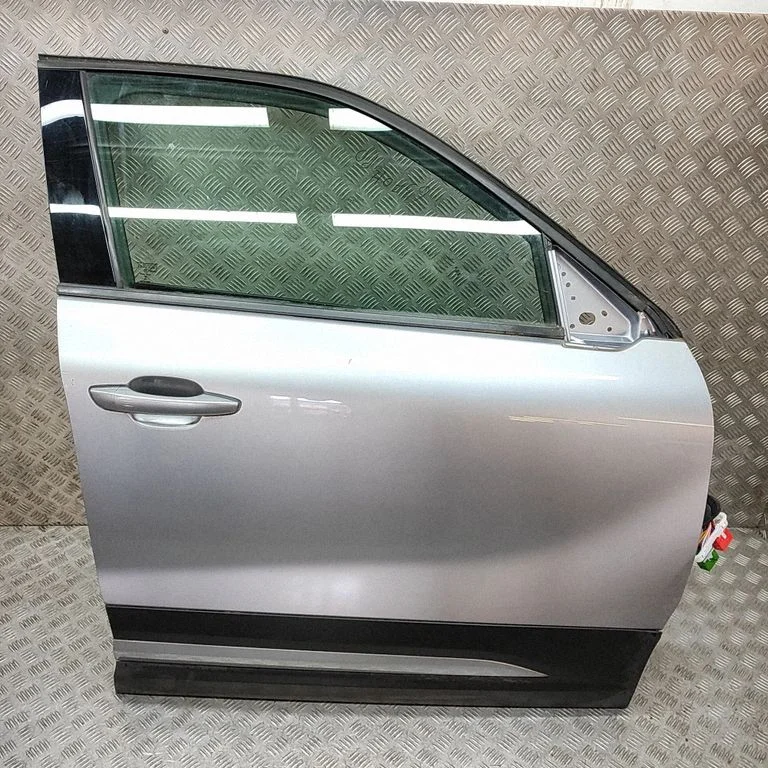 Front door 9837501780
