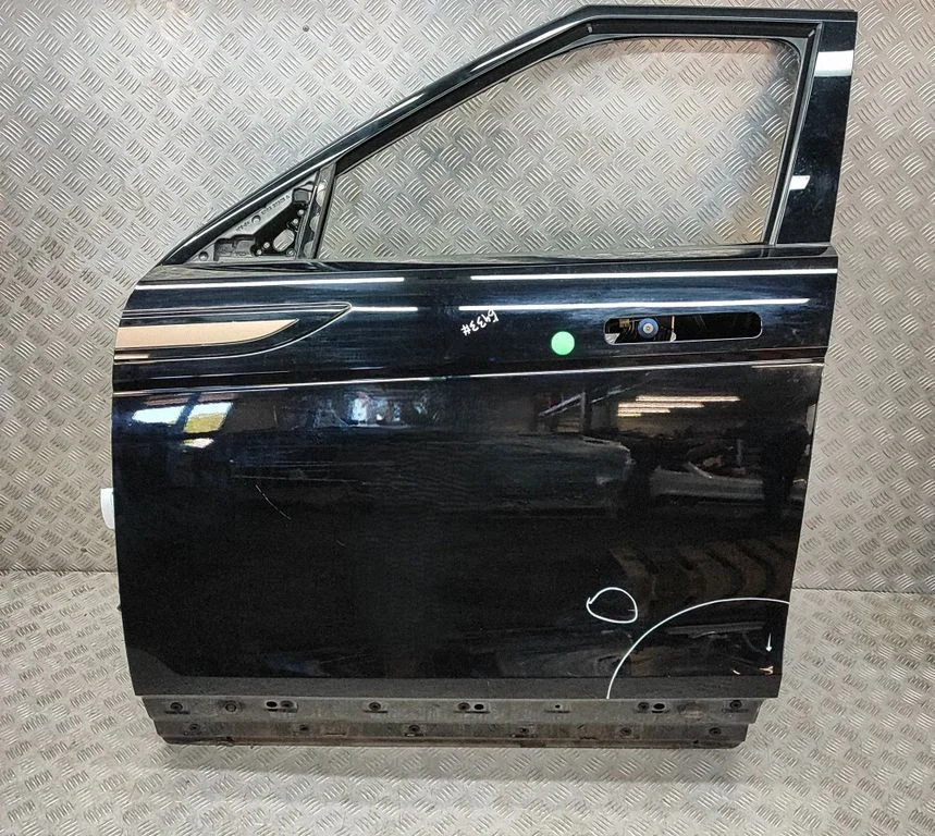 Drzwi przednie K8D220124AG