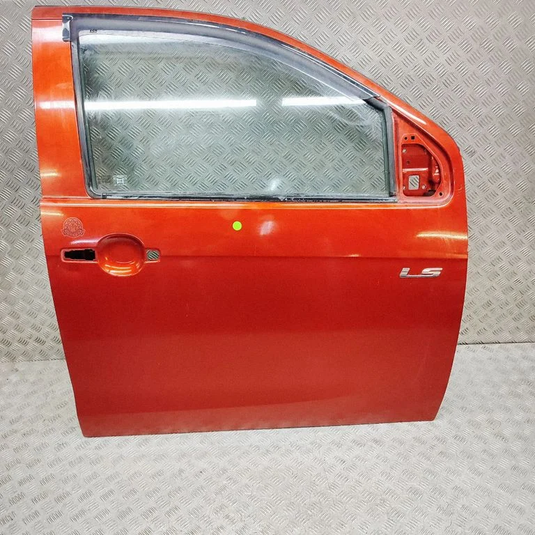 Priekšējās durvis 8982688391