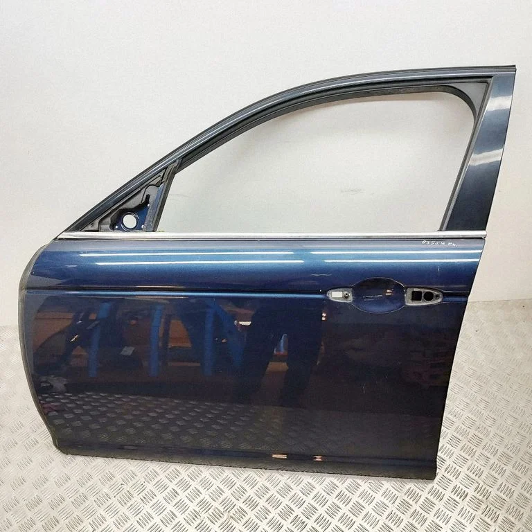 Priekšējās durvis 2W93F20125AA
