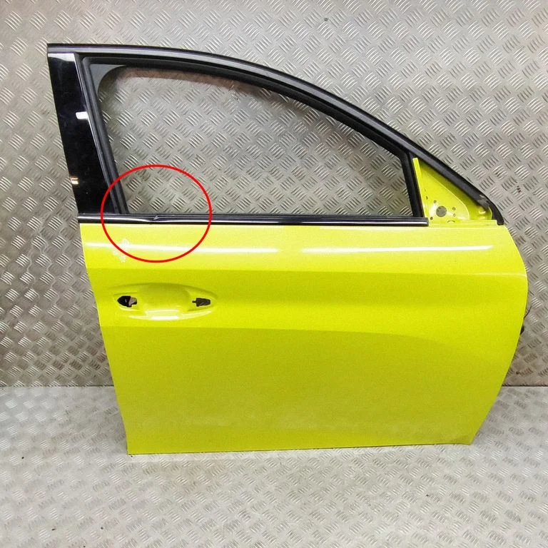 Priekšējās durvis 232254R01