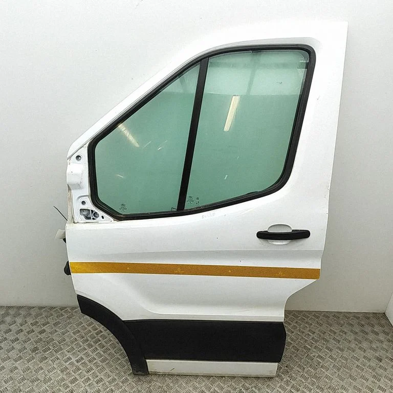 Priekšējās durvis PBK31V20125DB