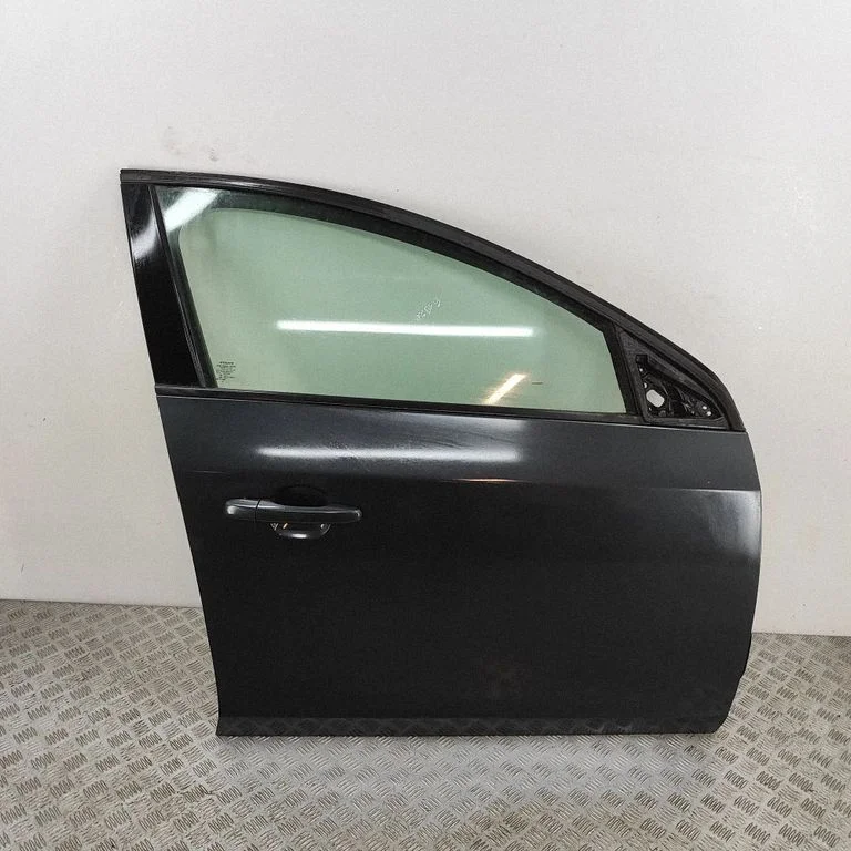 Front door – Volvo S60 (2014-2018)