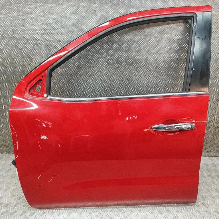 Priekšējās durvis H01014JKAA