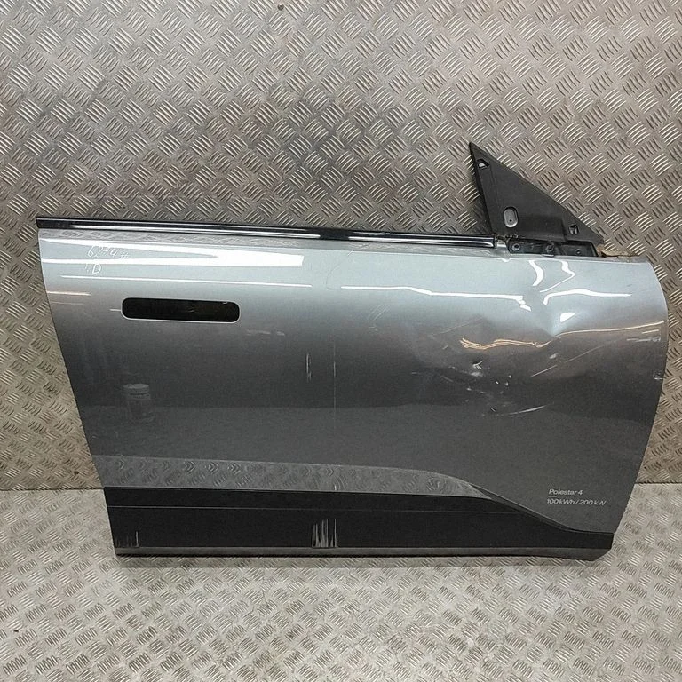 Drzwi przednie 80015831