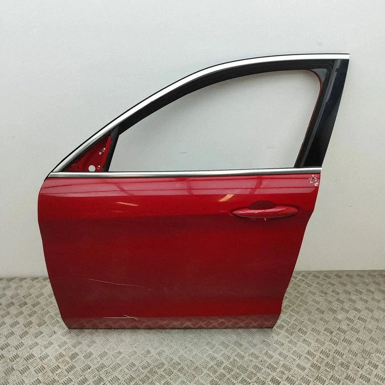 Priekšējās durvis 50557007