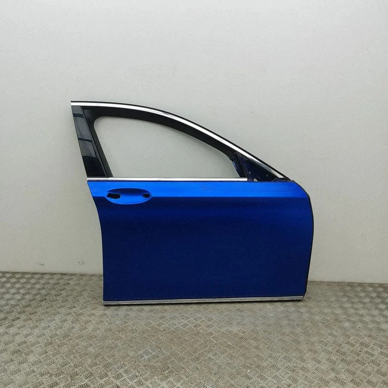 Esiuks 7485140