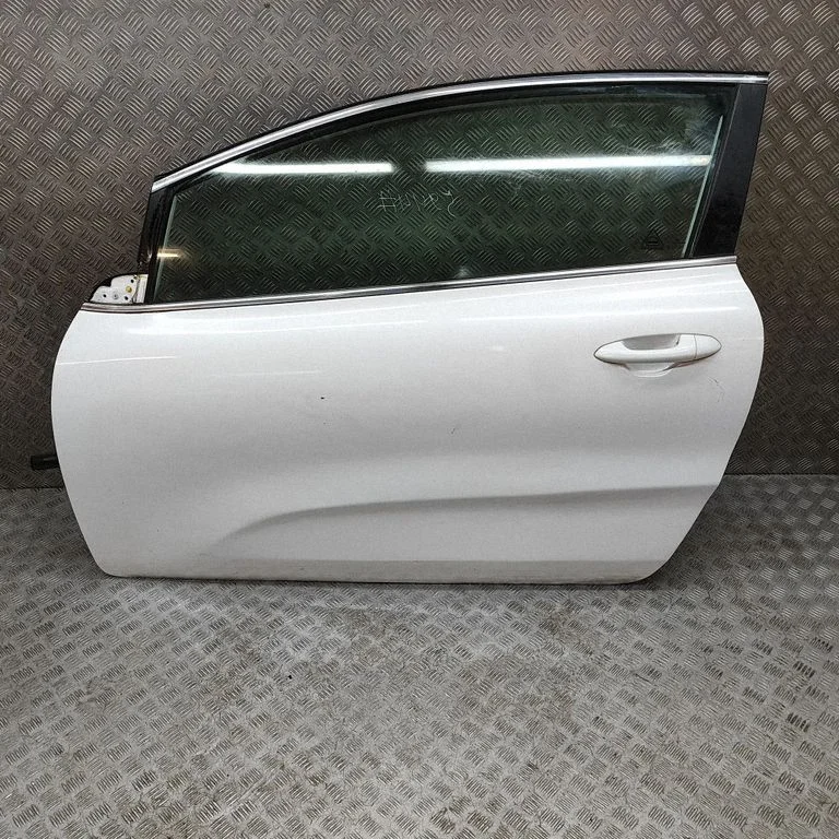 Drzwi przednie 76003A2700