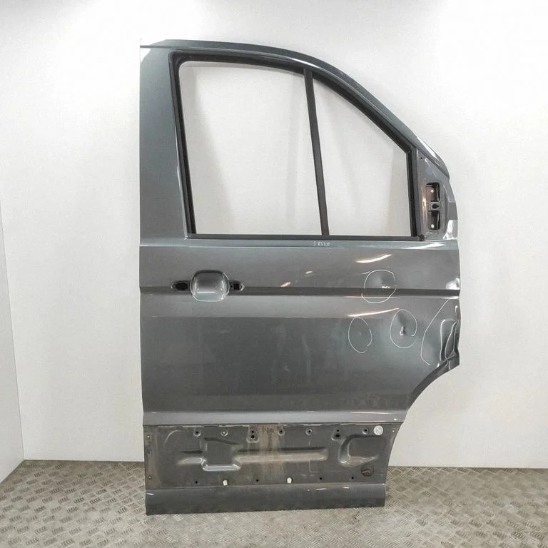 Esiuks – Volkswagen Crafter Grand California (2019-)