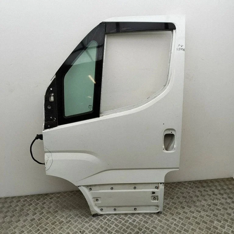 Priekšējās durvis 5801489558