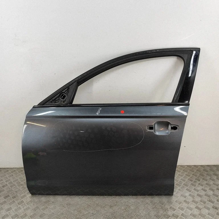 Esiuks 4G0831051