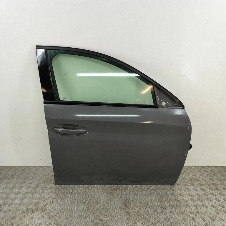 Esiuks – Peugeot 208 II (2019-)