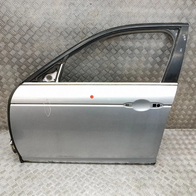 Priekšējās durvis C2C6267