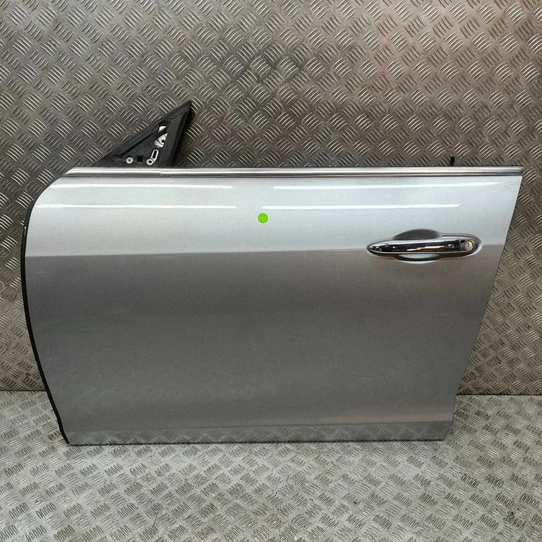 Priekšējās durvis 673007994