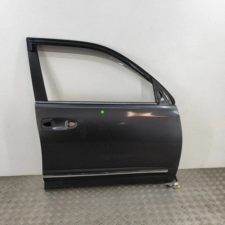 Priekšējās durvis 6700160711
