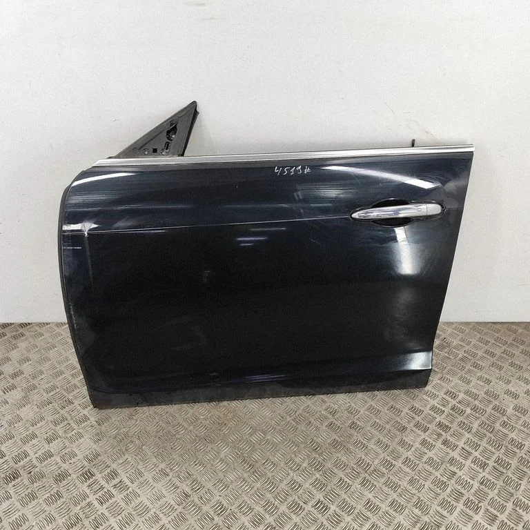 Front door – Maserati Ghibli (2013-)
