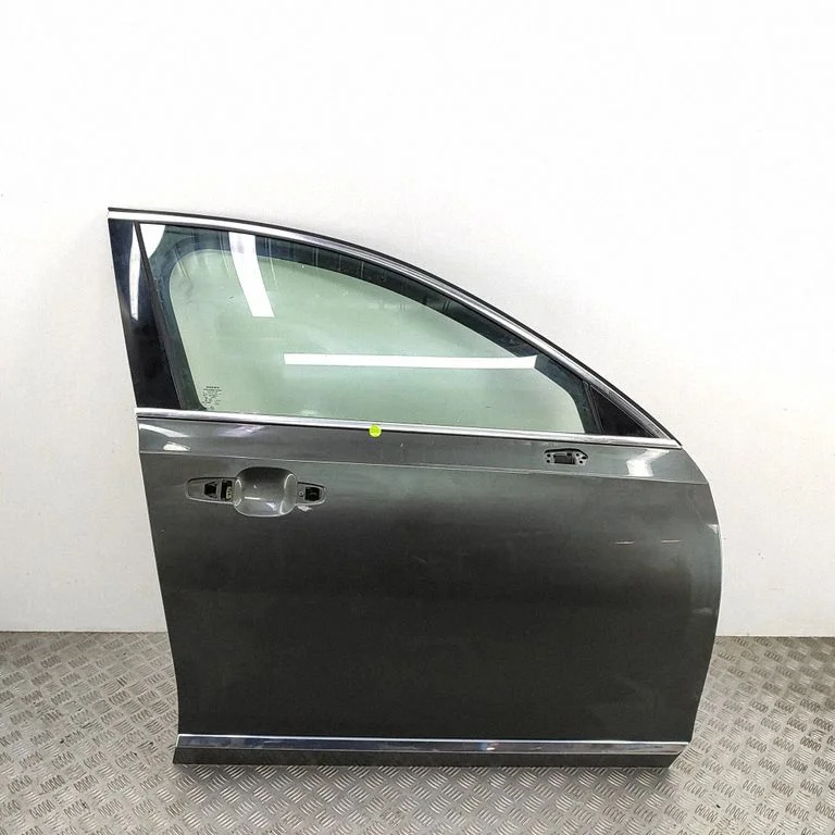 Front door 32228624