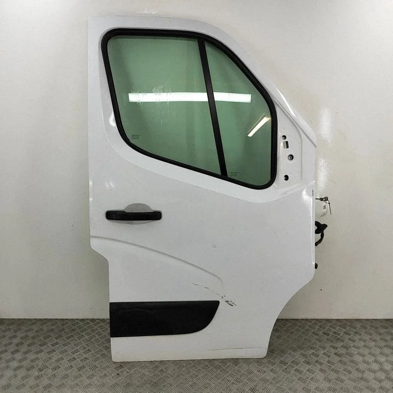 Priekšējās durvis 801009976R