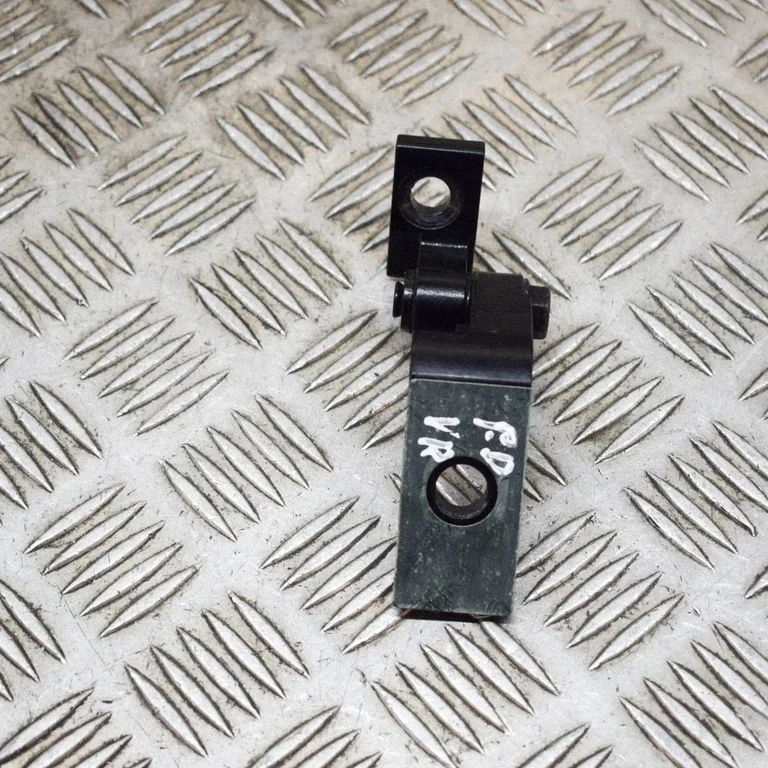 Front door upper hinge – right